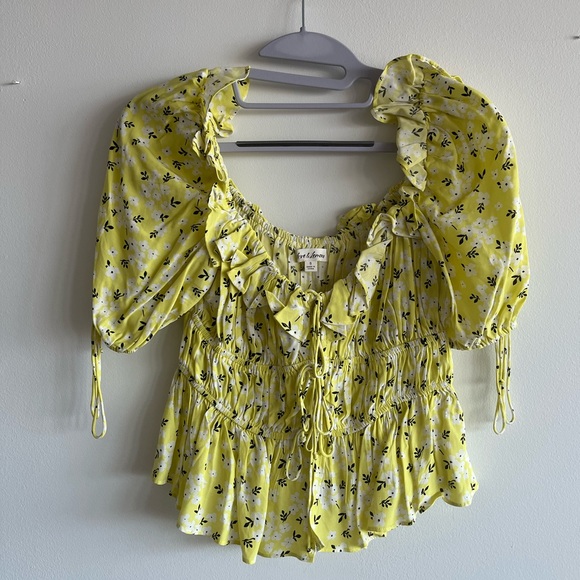 For Love And Lemons Tops - FOR LOVE & LEMONS YELLOW PRINTED TOP SIZE SMALL LIKE NEW